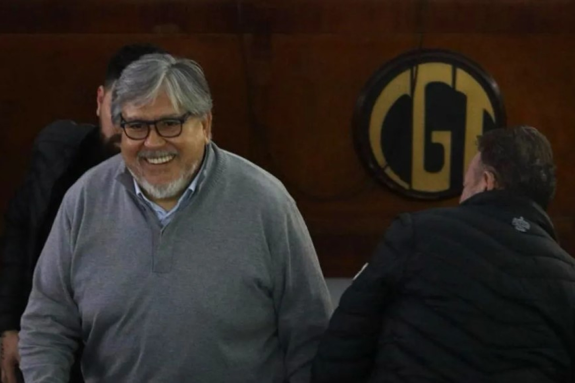 “Estamos rogando que Milei saque muchos votos” 