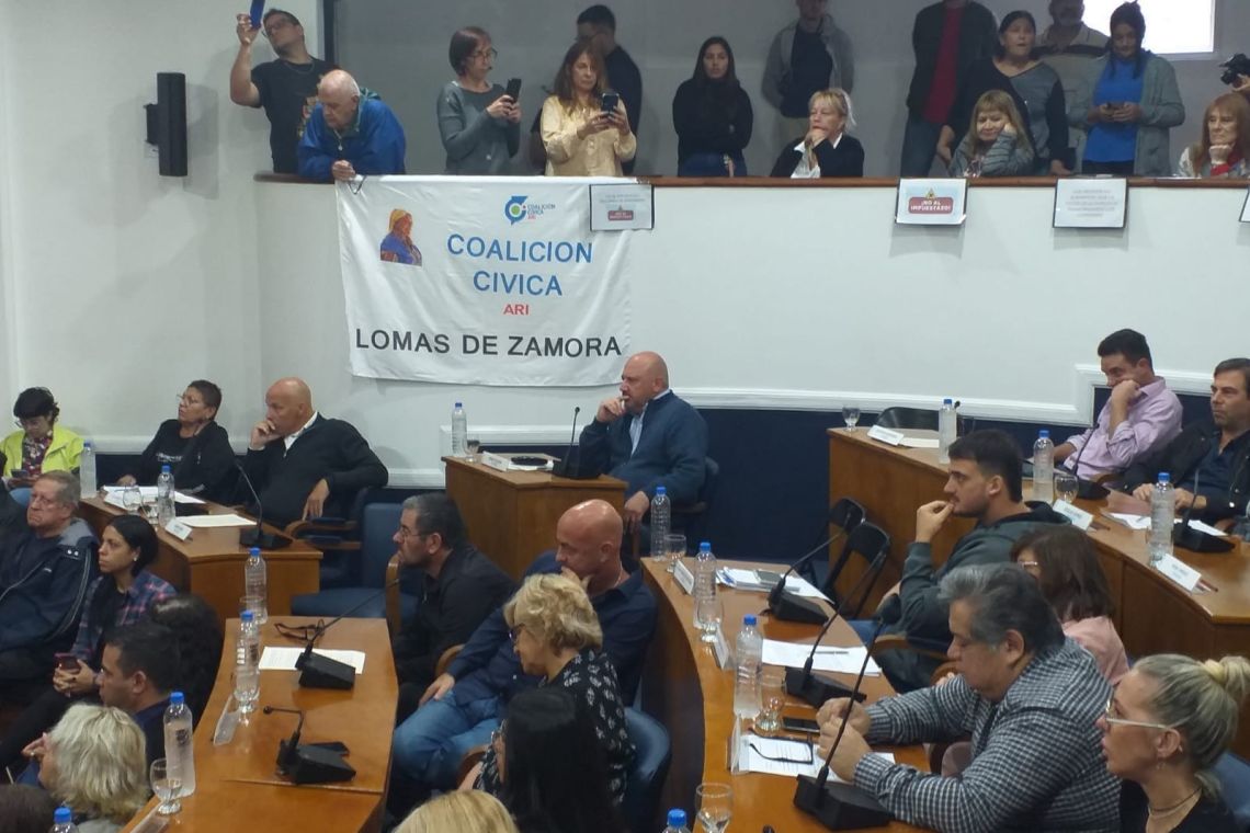 Lomas de Zamora: El concejal Jorge Villalba presenta proyecto en el Ejecutivo del municipio