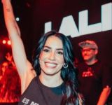 Lali Espósito se presentó en Madrid con un vestido de Evita Perón